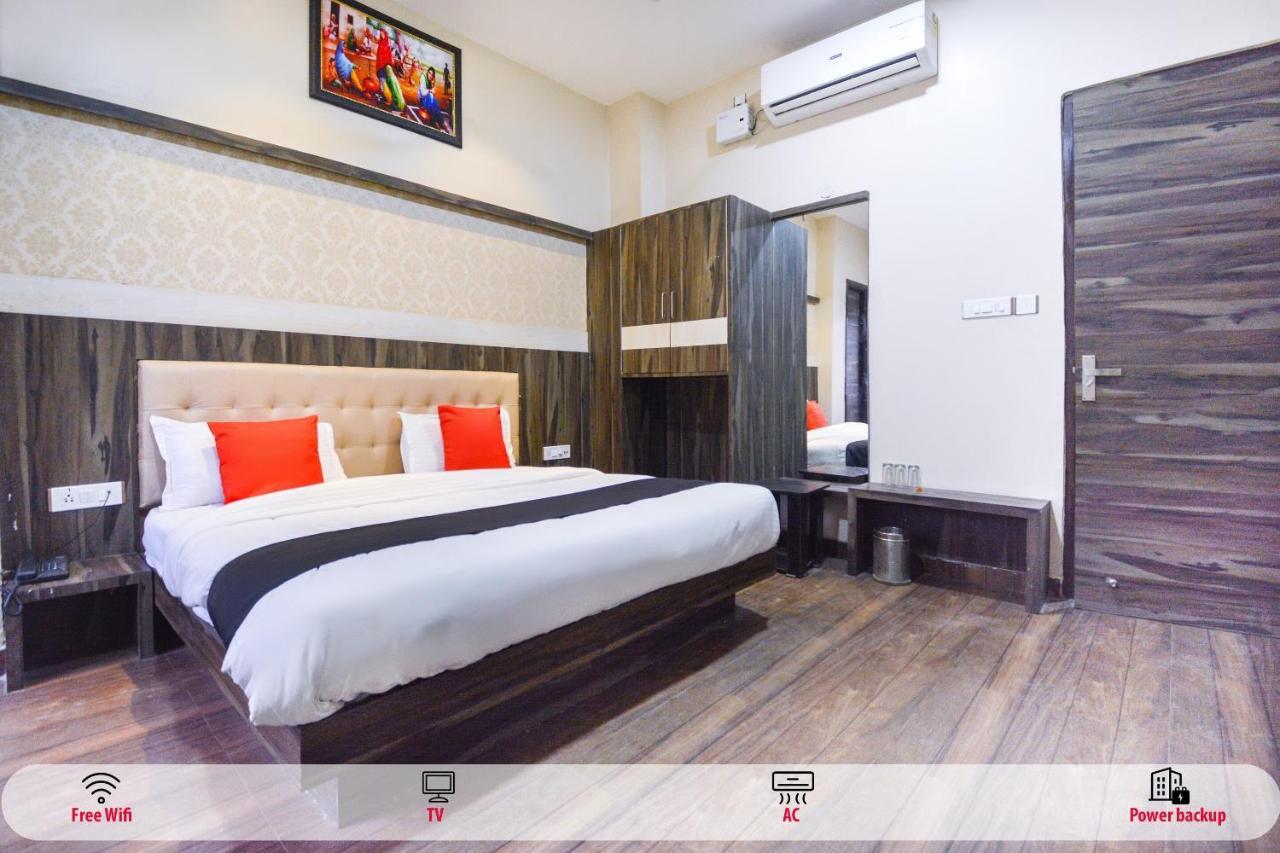 Capital O Moments Inn Amritsar Esterno foto