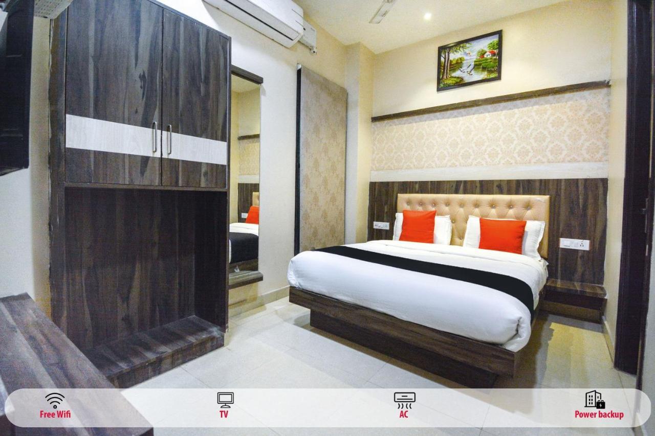 Capital O Moments Inn Amritsar Esterno foto